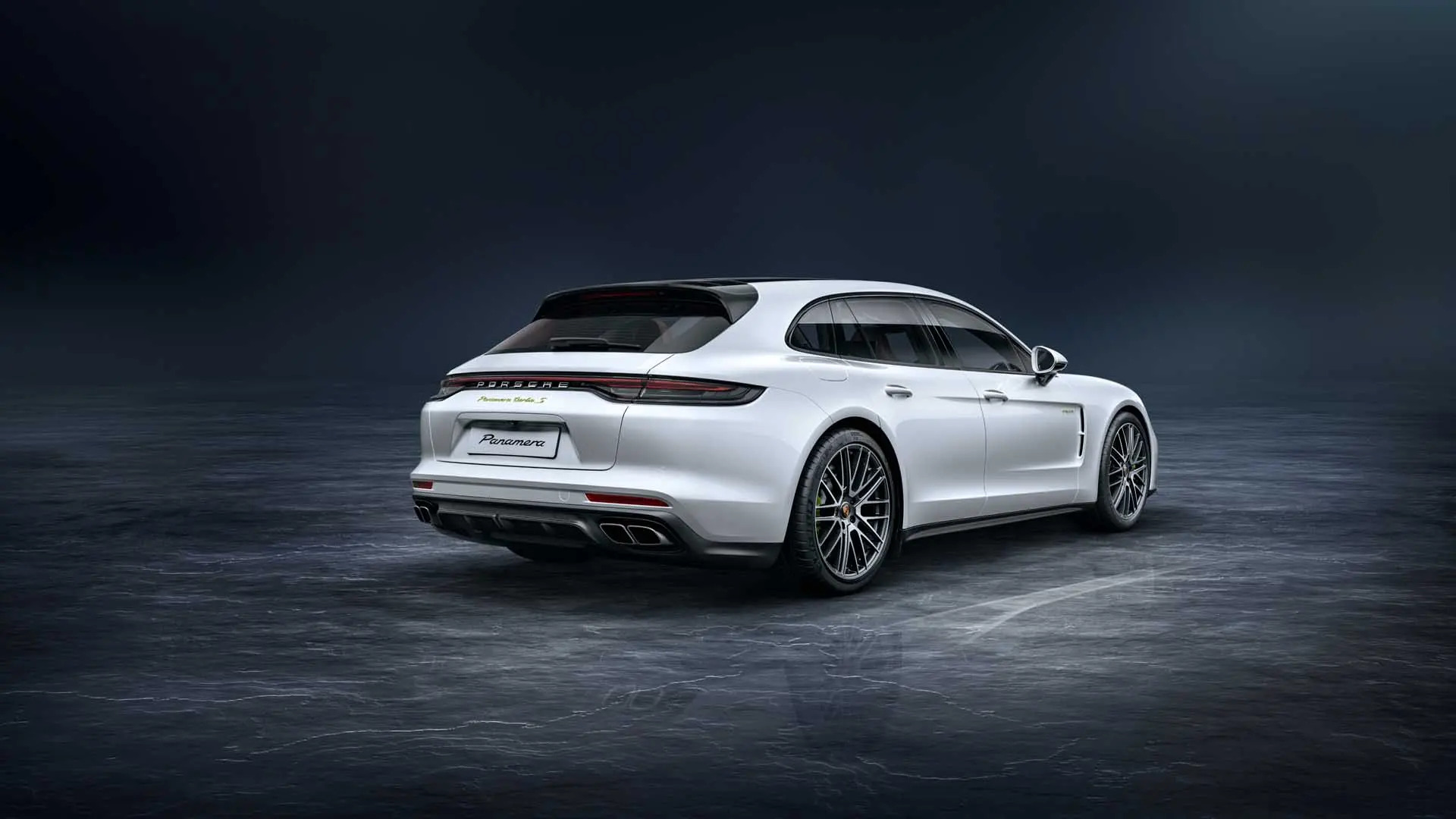 Porsche Panamera Platinum Edition 2022 ra mắt giá từ 101900 USD